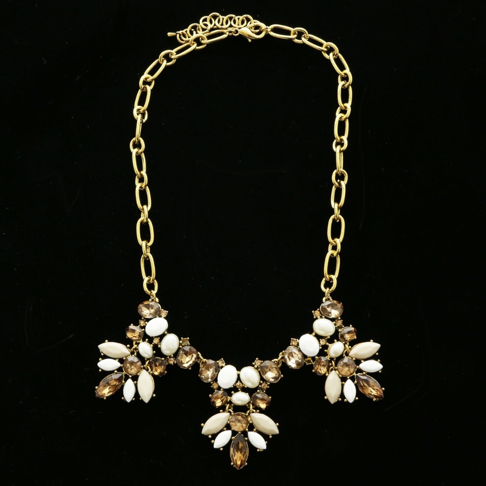 Luxury Crystal Y-Necklace Gold/White NWOT